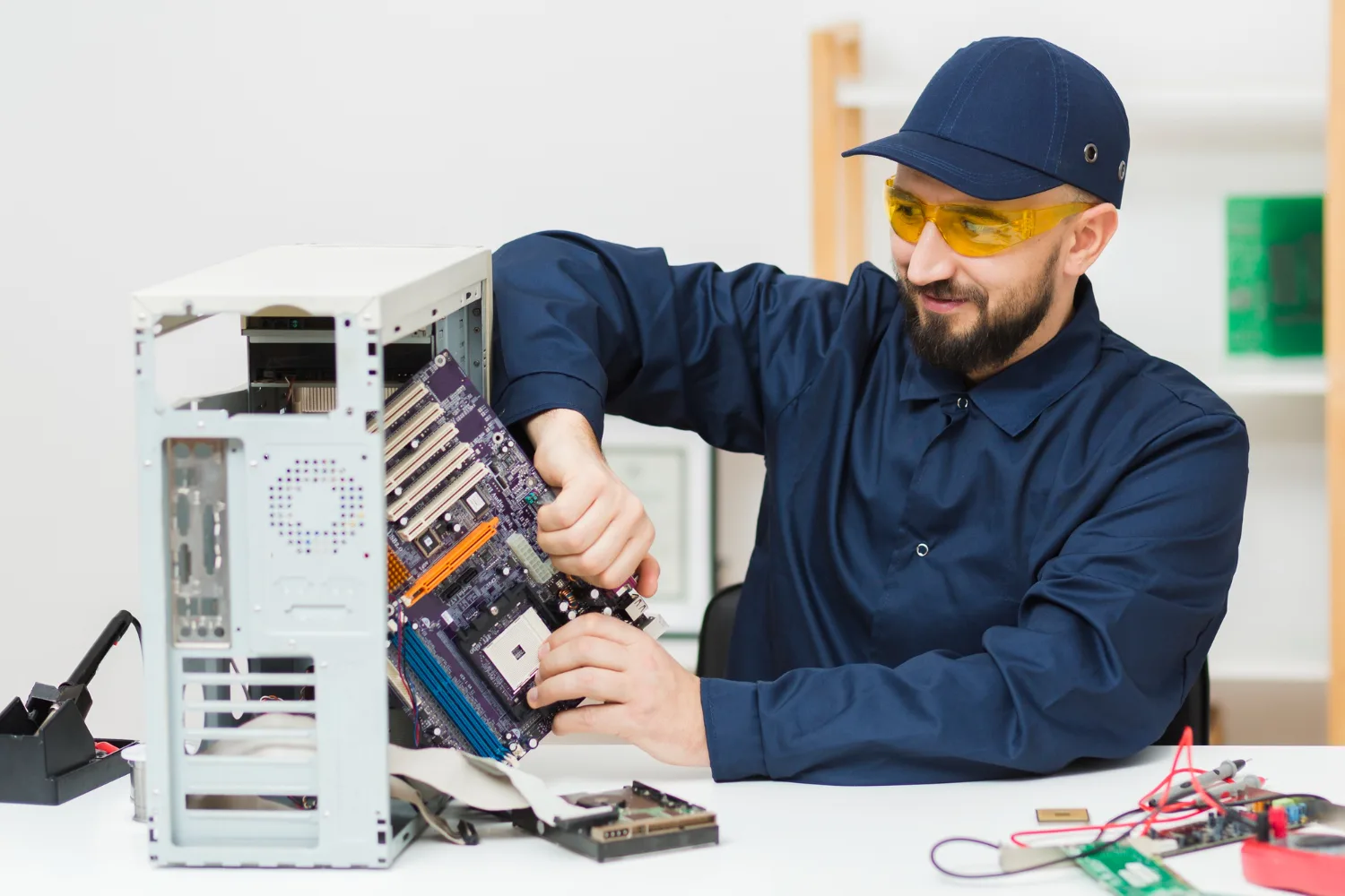 Comprehensive Tablet Repair Services - 安博体育