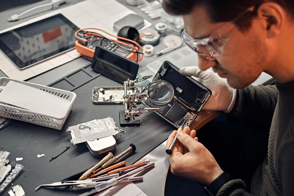 Comprehensive Tablet Repair Services - 安博体育